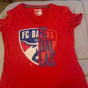 Great condition  FC Dallas Tee.